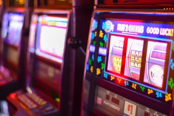 Dragon Tiger live dealer table interface at member baru